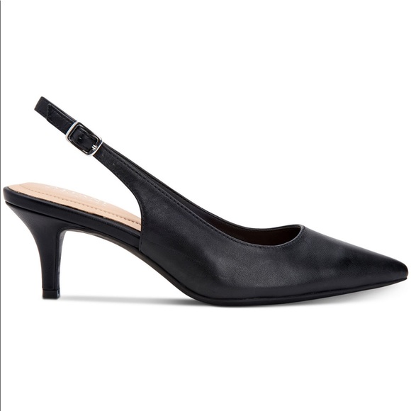 Women’s Step-N-Flex Pointed Toe Slingback Pump - Picture 2 of 5